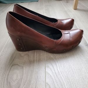 Clarks brown shoes